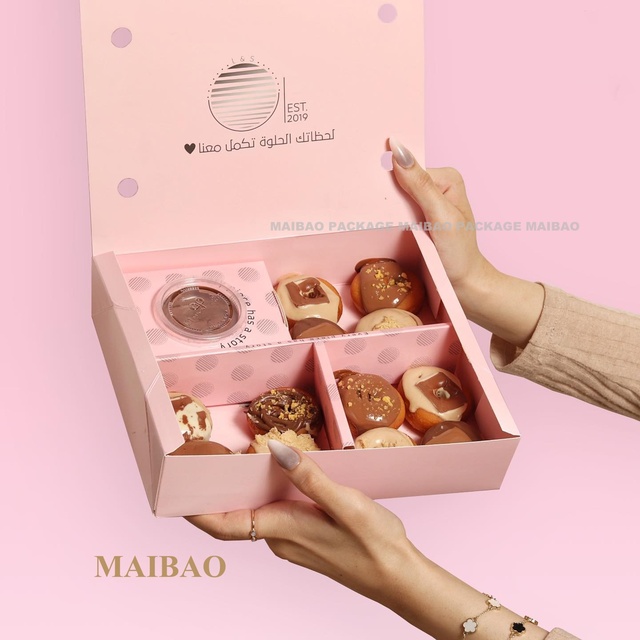 Custom Printed 2 4 6 12 Holes Wedding Christmas Kraft Paper Baking Cookie Cake Packaging Single Mini Cupcake Boxes With Window