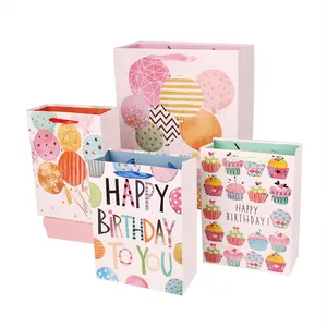 bolsas de papel de cumpleaños Suppliers-Bolsas de papel de embalaje con mango para niños, bolsas coloridas para regalo de fiesta de feliz cumpleaños, venta al por menor de alta calidad