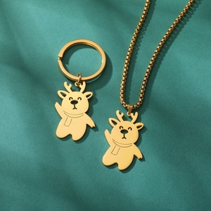 Collier tendance en acier inoxydable plaqué or avec pendentif cerf et elfe pour femme - Product Image 6