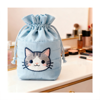 ISEN Vente en gros de trousses de maquillage gonflées, trousse de soin de la peau portable de voyage, trousse de maquillage matelassée en forme de cœur, trousse de rangement pour cosmétiques et articles de toilette