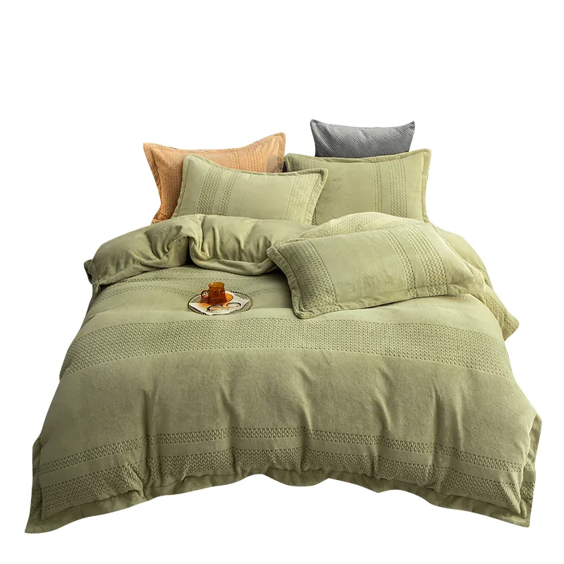 New American Style Milk Velvet 4 Pieces Breathable Luxurious Sage Bedding