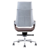 Chaise de bureau pivotante à dossier haut en cuir brun clair avec châssis autoportant en plastique argenté poli