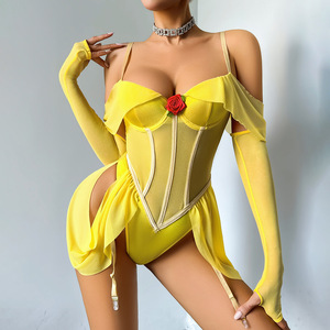 Ensemble de lingerie sexy pour femme, corset à armatures en satin et résille transparente, motif rose rouge, avec porte-jarretelles, pour cosplay de princesse jaune - Product Image 1