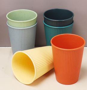 Vaisselle réutilisable en plastique incassable sans BPA avec fonction de consommation directe, compatible eau bouillante, idéale pour les fêtes, la maison et la cuisine - Product Image 5