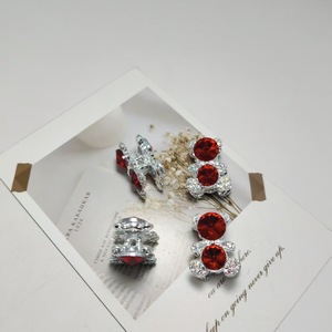 Colgante de Oso con Diamantes de Imitación, de Aleación, con Forma de Animal, Accesorio de Joyería DIY, Unisex, para Uso Diario - Product Image 2