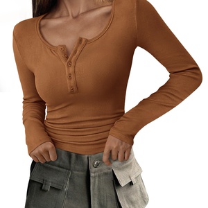 Camisetas Estampadas de Manga Larga para Mujer, Camisetas de Manga Larga Otoño 2025, Camisetas de Punto Acanalado con Botones, Corte Ajustado, Casual, Básico - Product Image 3