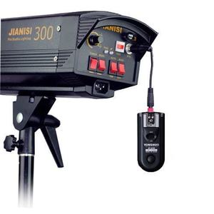 <span class=keywords><strong>Déclencheur</strong></span> <span class=keywords><strong>Flash</strong></span> Sans Fil/ Télécommande <span class=keywords><strong>Yongnuo</strong></span> RF-603 C II RF603-C II pour Canon Connexion 2.5mm - Product Image 2