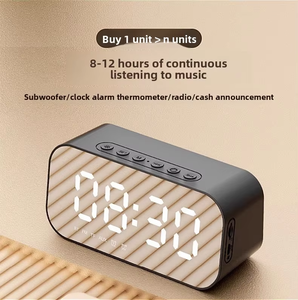 Altavoz con Espejo M3, Reloj Despertador de Escritorio con Radio FM, Tarjeta TF, Carga Tipo-C - Product Image 2