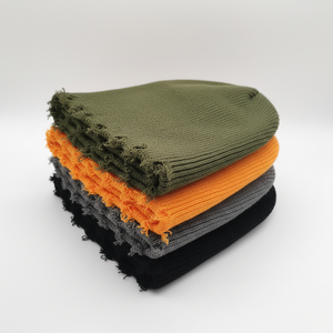 カスタムメイドのビーニー、ジャカード織り、卸売ニット、ダメージ加工、無地ビーニー、ロゴ入り、高級アクリル製大人用ビーニー帽 - Product Image 1