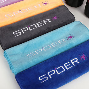 Serviette de golf durable absorbant la sueur Serviette de rallye noire Promo Serviettes de publicité promotionnelles d'affaires de cadeau pas cher - Product Image 1