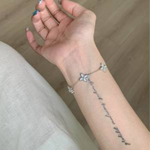 Pulsera de Trébol de Cuatro Hojas con Circonitas Plateadas Clásicas, Pulsera de Flor de la Suerte con Cristales Azules para Mujer, Regalos - Product Image 4