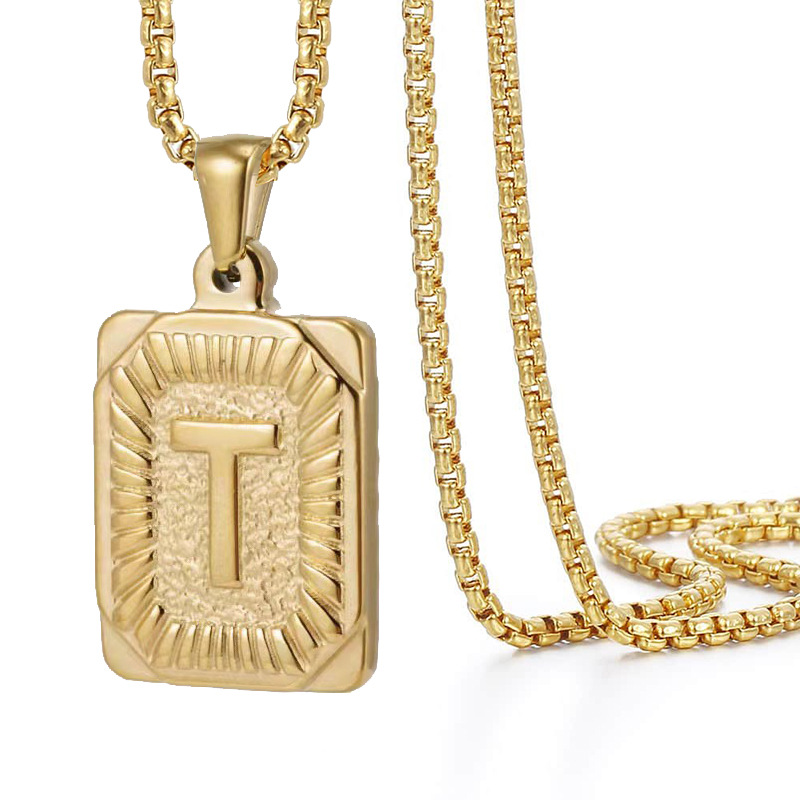 Gold T-shirt (including chain)