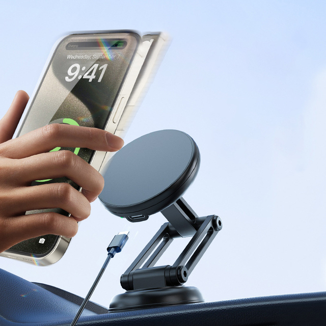Wholesale 360 Degree Flexible Car Mount Fast 10W Charging Wireless Magnetic Phone Charger Holder