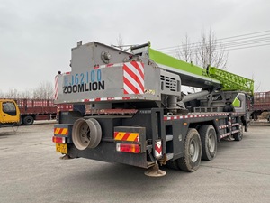 รถเครนบรรทุก 25 ตัน ได้รับการรับรองมาตรฐาน EPA รุ่น ZTC250T5 รถเครนเคลื่อนที่แบบออลเทอร์เรนยี่ห้อ Zoomlion มือสอง ความสูงยก 60 เมตร พร้อมมอเตอร์ - Product Image 4