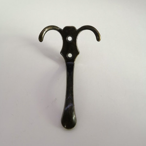 Zinc Alloy <b>Wall</b> Mounted Coat <b>Hook</b> Three Prong Small Size For Home Door Or <b>Wall</b> Use Metal Hardware Accessory - Product Image 1