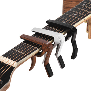 Abrazadera de Capo de guitarra de cambio rápido de una sola mano aleación de aluminio con 4 púas para guitarra eléctrica acústica bajo <span class=keywords><strong>Banjo</strong></span> - Product Image 3