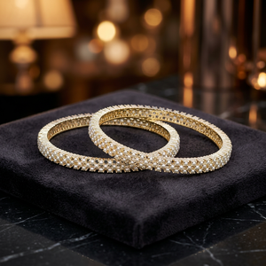 Bracelets élégants pour femmes très demandés, ornés de perles CZ et plaqués or, lot de 2, sans nickel ni plomb, pour mariage/anniversaire - Product Image 2
