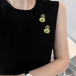 Broche de Moda Femenina Estilo Retro Chino, Calabaza del Tesoro con Agua de Mar, Akoya Simple, Joyería de Pecho para Invierno - Product Image 4