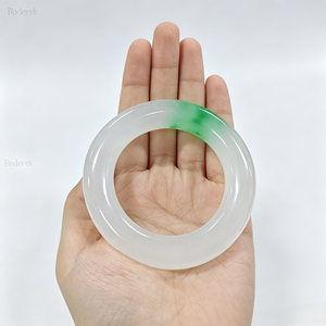 Brazalete de Cuarzo Natural Premium Tipo Hielo, Esmeralda Verde Birmana, Pulido a Mano, Estilo Chino Moderno, Regalo de Joyería - Product Image 6