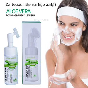 Gel <span class=keywords><strong>nettoyant</strong></span> pour le visage à l'aloe vera, best-seller, pour un nettoyage doux et en profondeur, hydratant et nourrissant. Bouteille de 450 ml. - Product Image 1