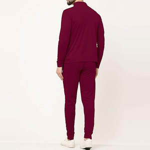 Survêtements décontractés pour hommes avec logo personnalisé, fabriqués en usine, collection 2026, ensembles de jogging à marque privée, tissu de haute qualité à séchage rapide - Product Image 3