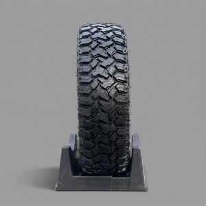 Neumáticos Radiales Sin Cámara para Automóviles de Pasajeros LCH T-REX 33X12.50R20LT - Product Image 1