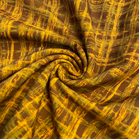 Fabricant de produit 2 couches de liaison Softshell polaire 100% polyester imprimé tissu en daim doux pour porte extérieure