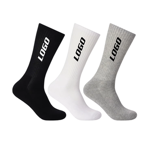 Chaussettes de sport personnalisées pour enfants avec logo personnalisé, chaussettes de sport absorbant la transpiration pour les équipes sportives scolaires et le cyclisme - Product Image 3
