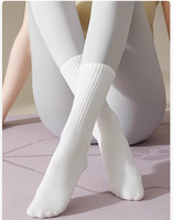 Chaussettes de sport pour femmes, taille unique, compression, antidérapantes, séchage rapide, pour la danse, le Pilates, le yoga, avec logo personnalisé sur le corps