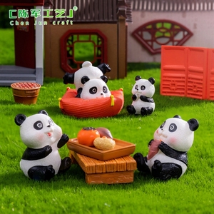 Micro-paesaggio in muschio Weij, grazioso panda che beve tè davanti al fuoco, accessori decorativi fai-da-te, mini statuetta - Product Image 4