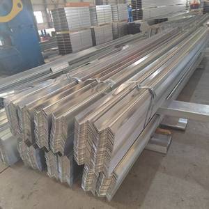 Fabricante de China Precio de fábrica Personalizado Q235B/Q355B 1,5mm-4,0mm Canales de acero en forma de <span class=keywords><strong>Z</strong></span> - Product Image 3