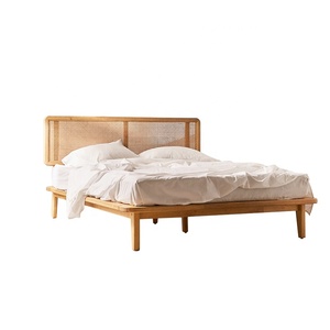 Meubles de chambre à coucher vintage danois modernes Lits en bois de rotin - Product Image 1