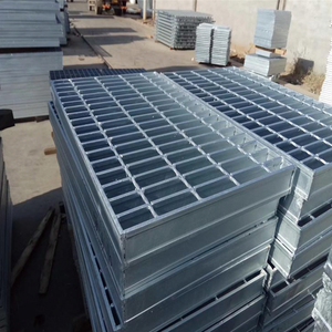 ตะแกรงเหล็กชุบสังกะสีขนาด30X5มม. ตะแกรงเหล็กชุบสังกะสีพร้อมปลายเปิด - Product Image 1