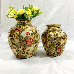 Hecho a mano decorativo Metal hierro irrompible Rosa flor diseño maceta florero para decoración del hogar florero - Product Image 1