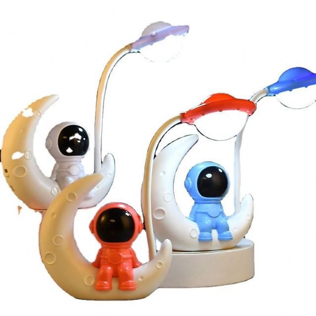 new Cartoon Astronaut Charging Desk Lamp Learning Led Eye Protection Desk Lamp Creative Dormitory Student Desk Lamp