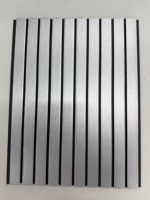 Nouveau panneau mural cannelé de plafond en PVC à base noire 300*8*9*10mm Film plastique pour installation d'hôtel sur grille de plafond
