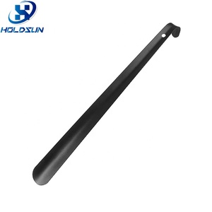 Elevador de zapatos de Metal antiadherente con mango largo de 16,5 pulgadas con gancho fácil de usar, cuerno de zapato para pies perezosos domésticos para ponerse los zapatos - Product Image 1