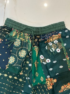 Pantalon Harem Patchwork Taille Unique Ample et Confortable pour Toutes les Tailles – Fournisseur Indien - Product Image 4