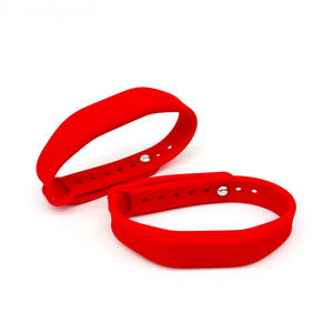 Bracelet en silicone RFID personnalisé, étanche, avec puce NFC pour le contrôle d'accès et les événements - Product Image 3