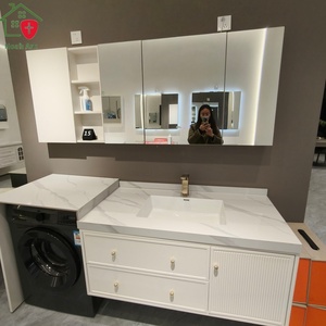 Máquina de lavar integrada y mueble de baño con espejo inteligente, encimera blanca, cuerpo de gabinete montado en la pared - Product Image 3