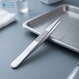 Pinzas para Cejas de Acero Inoxidable con Punta Puntiaguda, Agarre Preciso y Duradero, Estilo Moderno, Personaliza con tus Propios Logotipos - Product Image 2