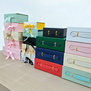 Boîtes pliantes en carton grand format, magnétiques, recyclables, en papier couché gaufré avec pelliculage mat et fermeture à ruban, vente en gros - Product Image 2