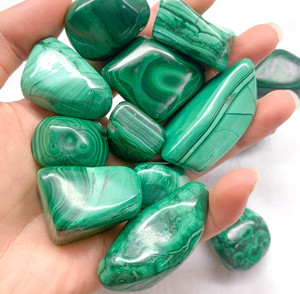 Cristal de Malachi, cristal Natural, malaquita de alta calidad, piedra caída, cristal curativo, caídas de malaquita para meditación - Product Image 1