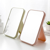 Miroir de table décoratif de style nordique avec bordure de couleur pastel, miroir de vanité de bureau minimaliste moderne pour la décoration de la maison