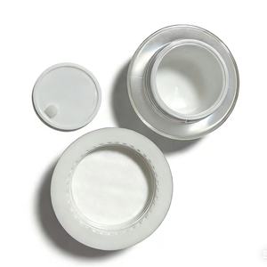 Pot à crème en acrylique personnalisé <span class=keywords><strong>blanc</strong></span> et or, contenant cosmétique de luxe vide <span class=keywords><strong>pour</strong></span> crème contour <span class=keywords><strong>des</strong></span> <span class=keywords><strong>yeux</strong></span>, pot à vis <span class=keywords><strong>pour</strong></span> crème visage, emballage de soins de la peau anti-UV - Product Image 3