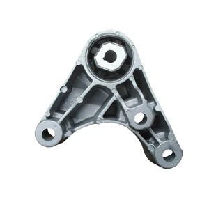 Soporte de motor inferior Dongfeng Fengshen Sky D100040560 B022641 para reemplazo y reparación - Product Image 1