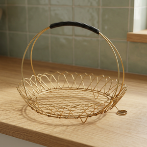 Panier de rangement rond en métal avec poignée, design en fil de fer durable, style minimaliste pour l'organisation du salon - Product Image 3