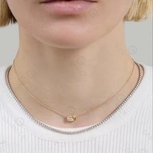 จิวเวลรี่มาใหม่: สร้อยคอรูปทรงปมประดับเพชรชุบทอง 18K สำหรับผู้หญิง - Product Image 1