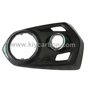 Couvercle de réservoir central en fibre de carbone pour Suzuki B-King B King GSX1340 BK - Product Image 3