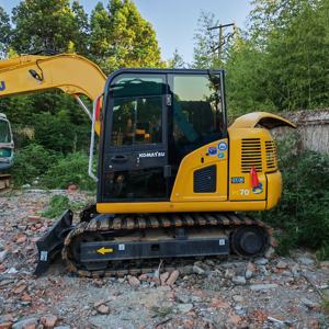 Komatsu PC70 7 Ton Crawler Excavator Used <b>Construction</b> Earthmoving Equipment with Bucket <b>Attachment</b> Core Engine Pump Included - Product Image 1